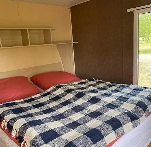 בית נופש Retro House In Nature Šamorín